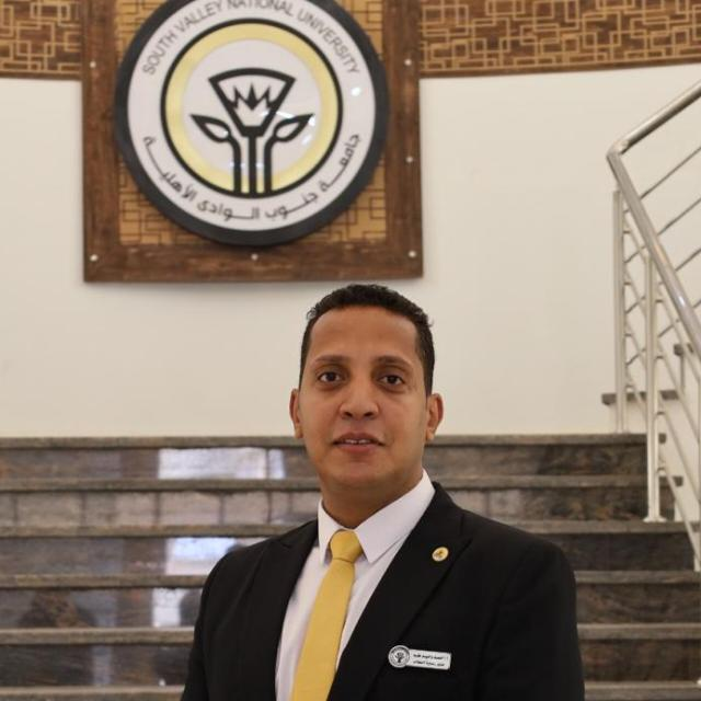 أ. أحمد وحيد